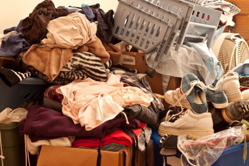 Flexible scheduling for flat clearance